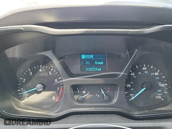 2019 Ford Transit z VIN 1FTYE1YM4KKB70936, wystawiony jako IAAI lot #42525385 z przebiegiem 233 237 mil mil oraz . Historia ofert i sprzedaży dostępna na DreamBid. Obrazek 19.