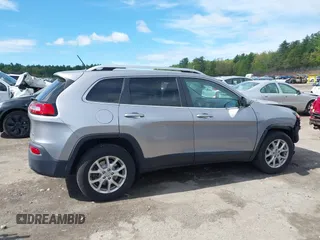2018 Jeep Cherokee Latitude с VIN 1C4PJMCX0JD550224, выставлен на аукционе IAAI как лот 42181466 с пробегом 107 944 миль миль и . История ставок и продаж доступна на DreamBid. Изображение 13.