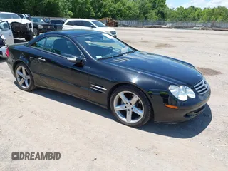 2006 Mercedes-Benz SL 500 z VIN WDBSK75F86F110159, wystawiony jako IAAI lot #42521312 z przebiegiem 138 368 mil mil oraz . Historia ofert i sprzedaży dostępna na DreamBid. Obrazek 1.