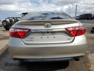 2017 Toyota Camry XLE with VIN 4T1BF1FK7HU762182, listed as a Copart auction lot 70343974 with 165,634 mi miles and Salvage Title. Bid and sale history available at carsss.com. Image 6.