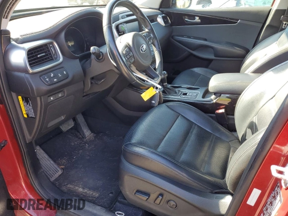 2018 Kia Sorento EX z VIN 5XYPHDA55JG366864, wystawiony jako Copart lot #57825085 z przebiegiem 67 897 mil mil oraz Czysty tytuł • Clean title. Historia ofert i sprzedaży dostępna na DreamBid. Obrazek 7.