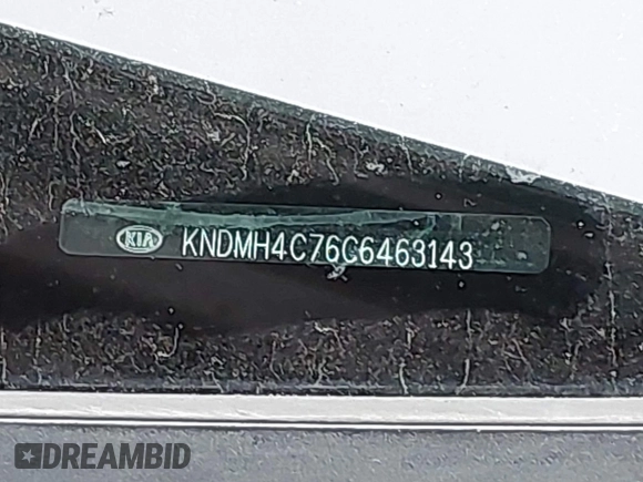 2012 Kia Sedona EX with VIN KNDMH4C76C6463143, listed as a IAAI auction lot 41990970 with 214,045 mi miles. Bid and sale history available at carsss.com. Image 9.