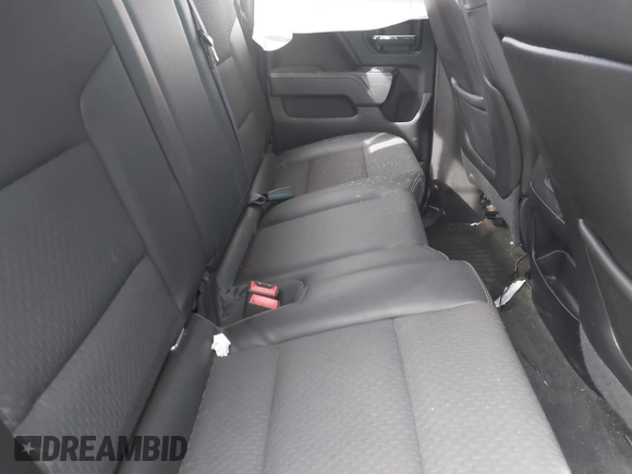 2015 GMC Sierra 1500 SLE z VIN 1GTV2UEC3FZ212843, wystawiony jako IAAI lot #42030130 z przebiegiem Nie podano mil oraz . Historia ofert i sprzedaży dostępna na DreamBid. Obrazek 8.