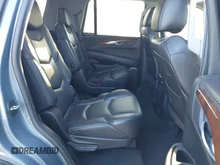 2016 Cadillac Escalade Premium Collection z VIN 1GYS4CKJ5GR382840, wystawiony jako IAAI lot #41824950 z przebiegiem 235 931 mil mil oraz . Historia ofert i sprzedaży dostępna na DreamBid. Obrazek 8.