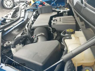 2022 Chevrolet Silverado 1500 Custom z VIN 1GCPDBEK8NZ550249, wystawiony jako IAAI lot #42861169 z przebiegiem 37 131 mil mil oraz . Historia ofert i sprzedaży dostępna na DreamBid. Obrazek 19.