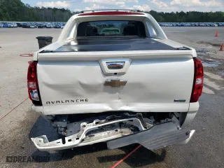 2011 Chevrolet Avalanche LTZ with VIN 3GNMCGE09BG396736, listed as a Copart auction lot 58694094 with 108,372 mi miles and Salvage Title. Bid and sale history available at carsss.com. Image 6.
