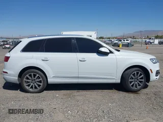2017 Audi Q7 Premium Plus z VIN WA1LHAF72HD038067, wystawiony jako IAAI lot #41835136 z przebiegiem 88 949 mil mil oraz . Historia ofert i sprzedaży dostępna na DreamBid. Obrazek 13.