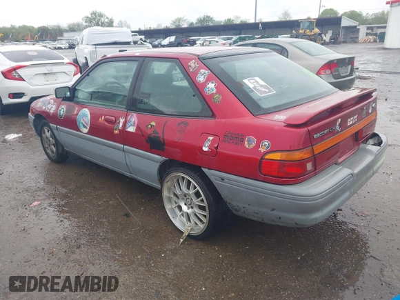 1995 Ford Escort z VIN 1FASP11J5SW107553, wystawiony jako IAAI lot #42202877 z przebiegiem 76 751 mil mil oraz . Historia ofert i sprzedaży dostępna na DreamBid. Obrazek 3.