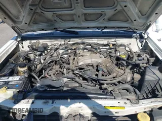 2000 Nissan Frontier XE z VIN 1N6ED27T5YC433357, wystawiony jako IAAI lot #42405160 z przebiegiem 290 620 mil mil oraz . Historia ofert i sprzedaży dostępna na DreamBid. Obrazek 10.