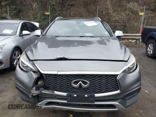 2017 Infiniti QX30 Luxury with VIN SJKCH5CR3HA031551, listed as a IAAI auction lot 41433856 with 113,570 mi miles. Bid and sale history available at carsss.com. Image 12.