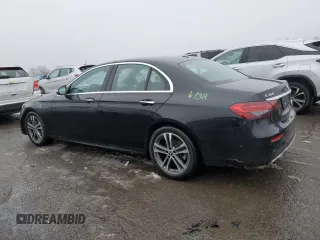 2021 Mercedes-Benz E-Class E 350 with VIN W1KZF8EB2MA921737, listed as a Copart auction lot 44261295 with 111,199 mi miles and Salvage Title. Bid and sale history available at carsss.com. Image 2.