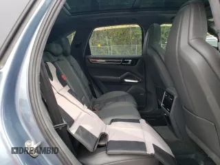 2019 Porsche Cayenne Turbo с VIN WP1AF2AY4KDA80982, выставлен на аукционе Copart как лот 72516914 с пробегом Не указан миль и Списание • Salvage title. История ставок и продаж доступна на DreamBid. Изображение 11.