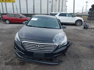 2017 Hyundai Sonata SE with VIN 5NPE24AF0HH555667, listed as a IAAI auction lot 41864287 with 96,380 mi miles and . Bid and sale history available at DreamBid. Image 12.