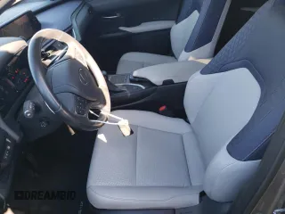 2020 Lexus UX 200 with VIN JTHP3JBH9L2026618, listed as a Copart auction lot 77893984 with 30,672 mi miles and Salvage title. Bid and sale history available at DreamBid. Image 7.