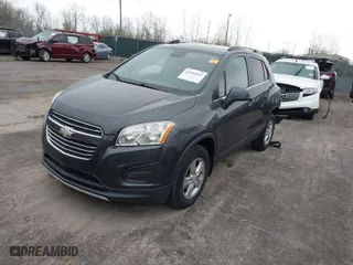 2016 Chevrolet Trax LT with VIN 3GNCJPSB0GL233897, listed as a IAAI auction lot 41936662 with 91,672 mi miles. Bid and sale history available at carsss.com. Image 2.