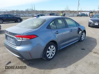 2022 Toyota Corolla LE with VIN JTDEPMAE4NJ220312, listed as a IAAI auction lot 41705083 with 37,260 mi miles. Bid and sale history available at carsss.com. Image 4.