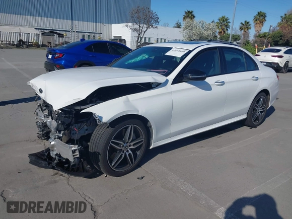 2019 Mercedes-Benz E 300 with VIN WDDZF4JB1KA686212, listed as a IAAI auction lot 41891840 with 30,088 mi miles and . Bid and sale history available at DreamBid. Image 19.