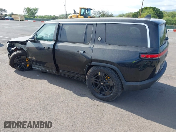 2023 Rivian R1S Adventure z VIN 7PDSGABA8PN020504, wystawiony jako IAAI lot #42025341 z przebiegiem 5989 mil mil oraz . Historia ofert i sprzedaży dostępna na DreamBid. Obrazek 3.