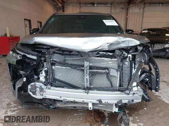 2024 Chevrolet Traverse AWD RS z VIN 1GNEVLKS7RJ211234, wystawiony jako IAAI lot #42318206 z przebiegiem 4 541 mil mil oraz . Historia ofert i sprzedaży dostępna na DreamBid. Obrazek 6.