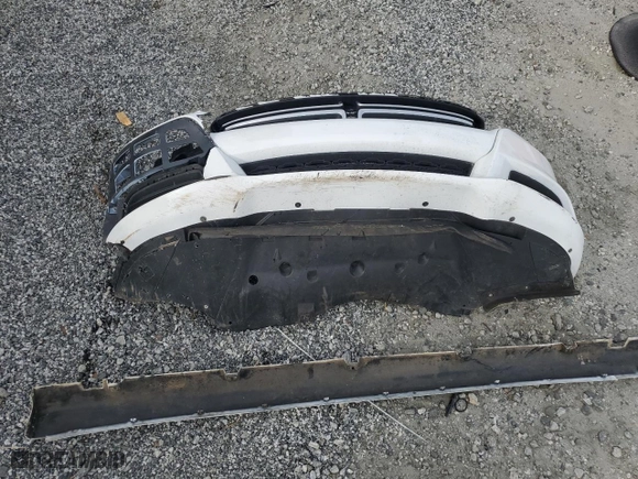 2015 Dodge Charger SE with VIN 2C3CDXBGXFH812029, listed as a Copart auction lot 50256135 with 268,830 mi miles and Salvage Title. Bid and sale history available at carsss.com. Image 12.