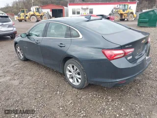 2019 Chevrolet Malibu LT with VIN 1G1ZD5ST4KF143378, listed as a IAAI auction lot 41805693 with 101,130 mi miles. Bid and sale history available at carsss.com. Image 3.