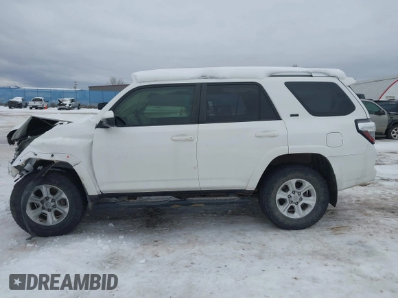 2015 Toyota 4Runner Limited with VIN JTEBU5JR4F5218442, listed as a IAAI auction lot 41250608 with Not provided miles and . Bid and sale history available at DreamBid. Image 15.