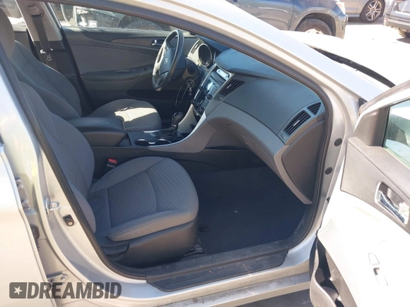 2011 Hyundai Sonata GLS with VIN 5NPEB4AC9BH046707, listed as a IAAI auction lot 42029546 with 176,065 mi miles and . Bid and sale history available at carsss.com. Image 5.
