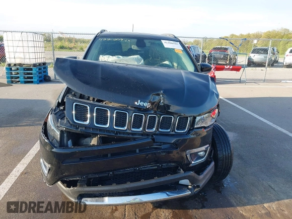 2019 Jeep Compass Limited with VIN 3C4NJDCB7KT622852, listed as a IAAI auction lot 42200945 with 53,746 mi miles and . Bid and sale history available at DreamBid. Image 12.
