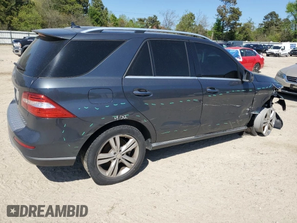 2015 Mercedes-Benz M 350 with VIN 4JGDA5JB1FA517799, listed as a Copart auction lot 53162065 with 114,685 mi miles and Salvage title. Bid and sale history available at DreamBid. Image 3.