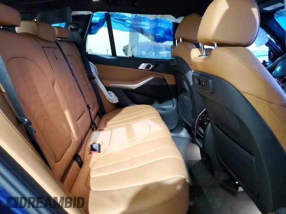 2022 BMW X5 xDrive40i with VIN 5UXCR6C0XN9N18524, listed as a Copart auction lot 72036142 with 7,972 mi miles. Bid and sale history available at carsss.com. Image 11.