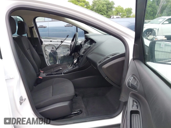 2018 Ford Focus S with VIN 1FADP3E23JL212714, listed as a IAAI auction lot 41895883 with 116,658 mi miles. Bid and sale history available at carsss.com. Image 5.
