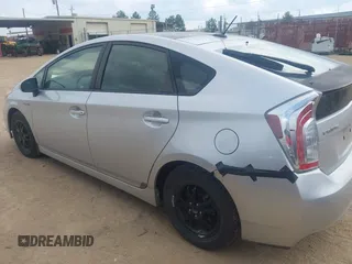 2013 Toyota Prius One with VIN JTDKN3DU0D5632336, listed as a IAAI auction lot 41510457 with 152,943 mi miles. Bid and sale history available at carsss.com. Image 3.