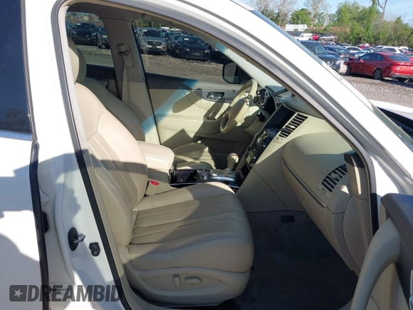 2013 Infiniti FX with VIN JN8CS1MWXDM170526, listed as a IAAI auction lot 42123275 with 171,778 mi miles and . Bid and sale history available at DreamBid. Image 5.