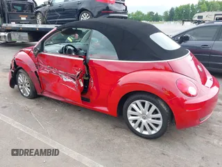 2008 Volkswagen Beetle SE с VIN 3VWRF31Y48M407840, выставлен на аукционе IAAI как лот 42381696 с пробегом 148 892 миль миль и . История ставок и продаж доступна на DreamBid. Изображение 3.