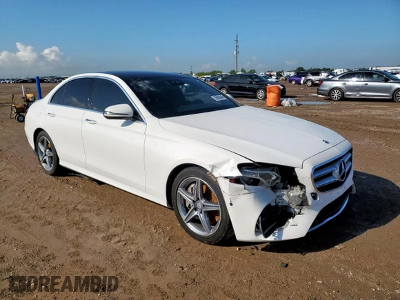 2017 Mercedes-Benz E 300 Luxury z VIN WDDZF4JB8HA181700, wystawiony jako Copart lot #58608045 z przebiegiem 69 312 mil mil oraz Szkoda całkowita • Salvage title. Historia ofert i sprzedaży dostępna na DreamBid. Obrazek 4.