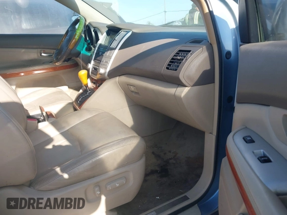 2005 Lexus RX 330 with VIN JTJHA31U450080748, listed as a IAAI auction lot 42095171 with 215,937 mi miles. Bid and sale history available at carsss.com. Image 5.