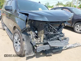 2021 Chevrolet Suburban LS z VIN 1GNSKBKD5MR303640, wystawiony jako IAAI lot #42359585 z przebiegiem Nie podano mil oraz . Historia ofert i sprzedaży dostępna na DreamBid. Obrazek 17.