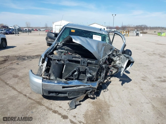 2010 Chevrolet Silverado 1500 LS with VIN 3GCRKREA3AG205283, listed as a IAAI auction lot 41757424 with 1 mi miles. Bid and sale history available at carsss.com. Image 11.