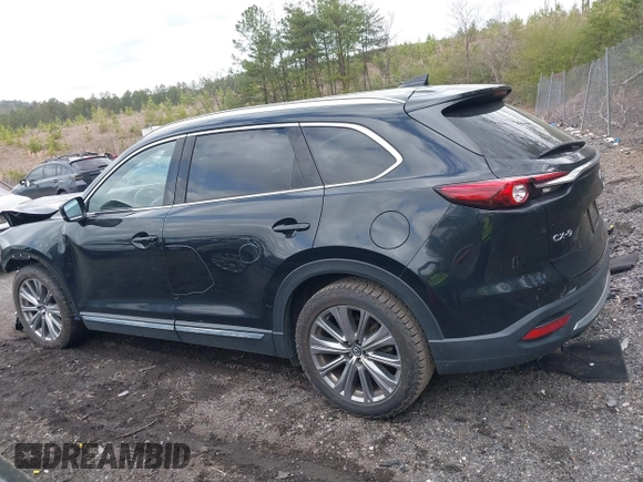 2021 Mazda CX-9 Carbon Edition with VIN JM3TCADY4M0517535, listed as a IAAI auction lot 41821261 with 60,053 mi miles. Bid and sale history available at carsss.com. Image 14.
