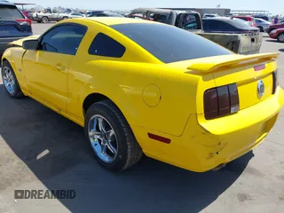 2006 Ford Mustang GT Deluxe with VIN 1ZVFT82H765126853, listed as a IAAI auction lot 36514152 with 160,888 mi miles. Bid and sale history available at carsss.com. Image 3.