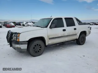 2005 Chevrolet Avalanche Z71 with VIN 3GNEK12Z95G198010, listed as a Copart auction lot 43051005 with 252,004 mi miles and Clean Title. Bid and sale history available at carsss.com. Image 1.