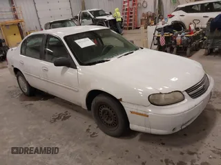 2005 Chevrolet Classic with VIN 1G1ND52F35M167874, listed as a IAAI auction lot 41564152 with 245,386 mi miles. Bid and sale history available at carsss.com. Image 1.