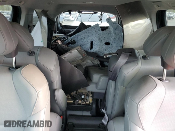 2021 Toyota Sienna XLE with VIN 5TDYRKEC3MS065158, listed as a Copart auction lot 51608655 with 67,412 mi miles and Clean Title. Bid and sale history available at DreamBid. Image 10.
