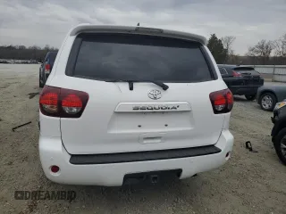 2019 Toyota Sequoia SR5 with VIN 5TDBY5G1XKS174171, listed as a Copart auction lot 40679254 with 67,132 mi miles. Bid and sale history available at carsss.com. Image 6.