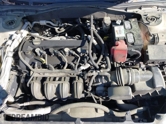 2011 Ford Fusion SE with VIN 3FAHP0HA6BR331508, listed as a IAAI auction lot 41892133 with 334,171 mi miles. Bid and sale history available at carsss.com. Image 10.