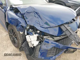 2025 Toyota Camry LE z VIN 4T1DAACK7SU034414, wystawiony jako IAAI lot #42402941 z przebiegiem 22 553 mil mil oraz . Historia ofert i sprzedaży dostępna na DreamBid. Obrazek 6.
