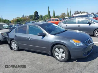 2008 Nissan Altima 2.5 SL with VIN 1N4AL21E18N447300, listed as a IAAI auction lot 40548669 with 178,745 mi miles. Bid and sale history available at carsss.com. Image 14.