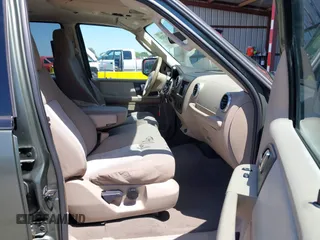 2003 Ford Expedition Special Service z VIN 1FMRU15W73LB36171, wystawiony jako IAAI lot #42363295 z przebiegiem 152 175 mil mil oraz . Historia ofert i sprzedaży dostępna na DreamBid. Obrazek 5.