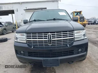 2012 Lincoln Navigator z VIN 5LMJJ2J50CEL04050, wystawiony jako IAAI lot #41659496 z przebiegiem 177 120 mil mil oraz . Historia ofert i sprzedaży dostępna na DreamBid. Obrazek 6.