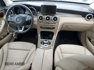 2018 Mercedes-Benz GLC 300 z VIN WDC0G4JB1JV020078, wystawiony jako Copart lot #61537195 z przebiegiem 74 848 mil mil oraz Szkoda całkowita • Salvage title. Historia ofert i sprzedaży dostępna na DreamBid. Obrazek 8.